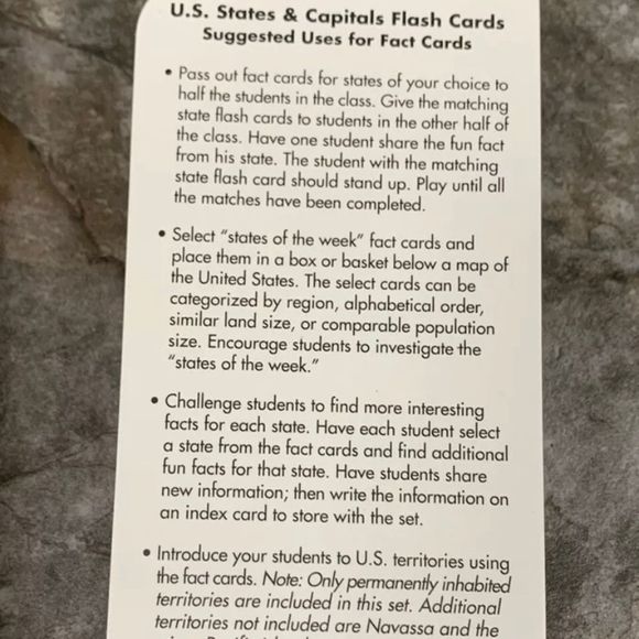 U.S. States & Capitals Flash Cards by Carson Dellosa - Picture 3 of 4